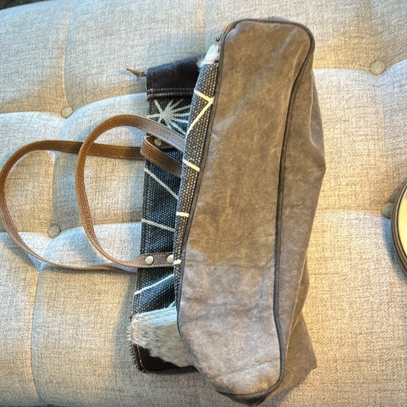 MYRA BAG LEATHER WEEKENDER FASHION LEATHER LARGE HANDBAG - Picture 10 of 14